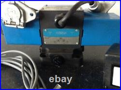 Vickers Eaton 12v Hydraulic Directional Control Valve DG4S4-010C-G-60