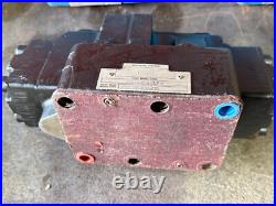 Vickers Vickers DG5S-H8-2A-MU-S7-41 Hydraulic Directional Valve Pilot Operated