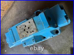 Vickers Vickers DG5S-H8-2N-T-MU-S7-40 Hydraulic Directional Valve Pilot Operated